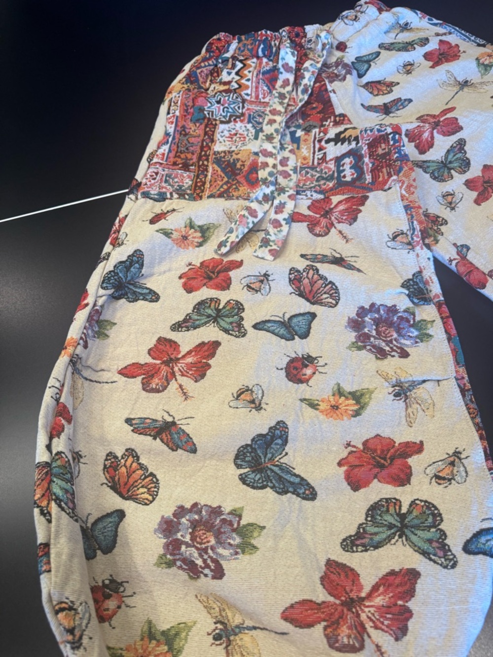 POL Flutterbloom Pants - Cream Multi, Size Small - Picture 6 of 14